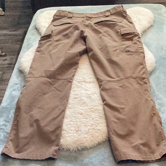 5.11 Tactical cargo pants - Picture 6 of 7